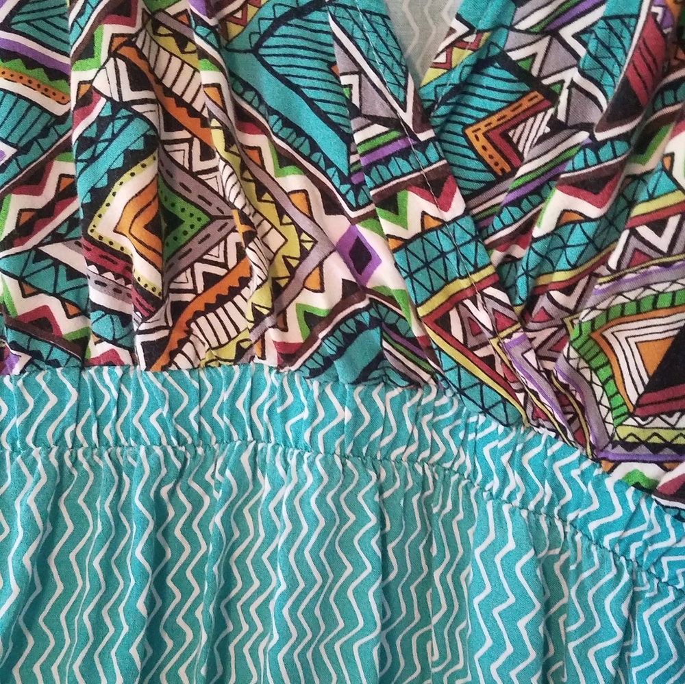 Colorful Tunic Dress - Picture 4 of 7